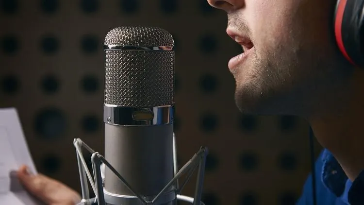 Capa: Curso Vocal Andre Fantom: Baixe o Método Completo Já!